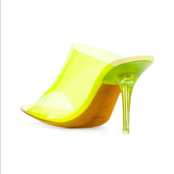 🔥NEW YEEZY SEASON 7 Neon Yellow PVC Mule SIZE 40 - Picture 5 of 16